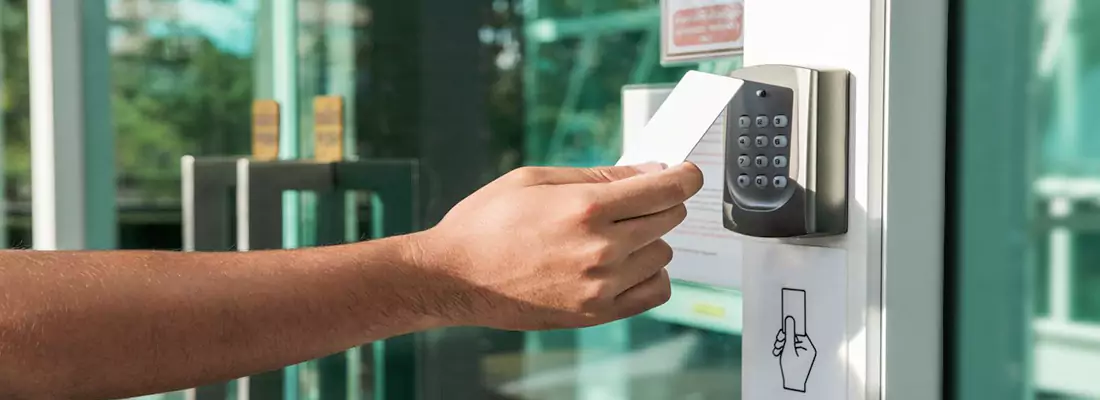 The Best Access Control Features for Properties in Sarasota Springs, FL